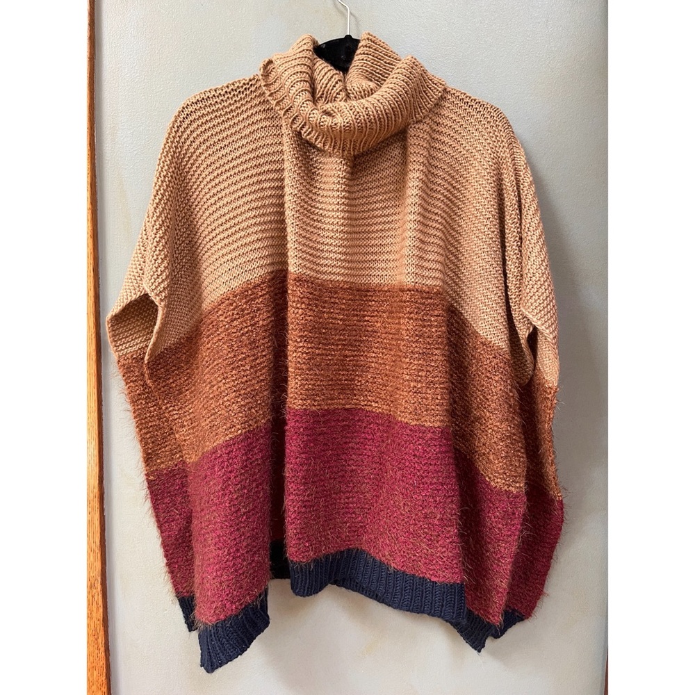 Vince Camuto Knit color block Poncho, Size: Small
